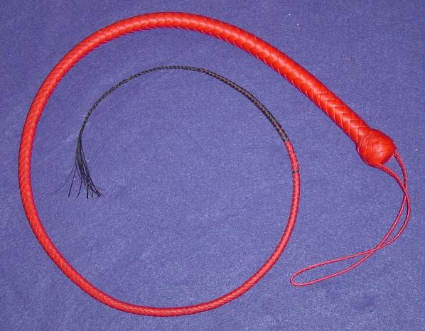 4ft Red 8 plait Signal Whip.jpg